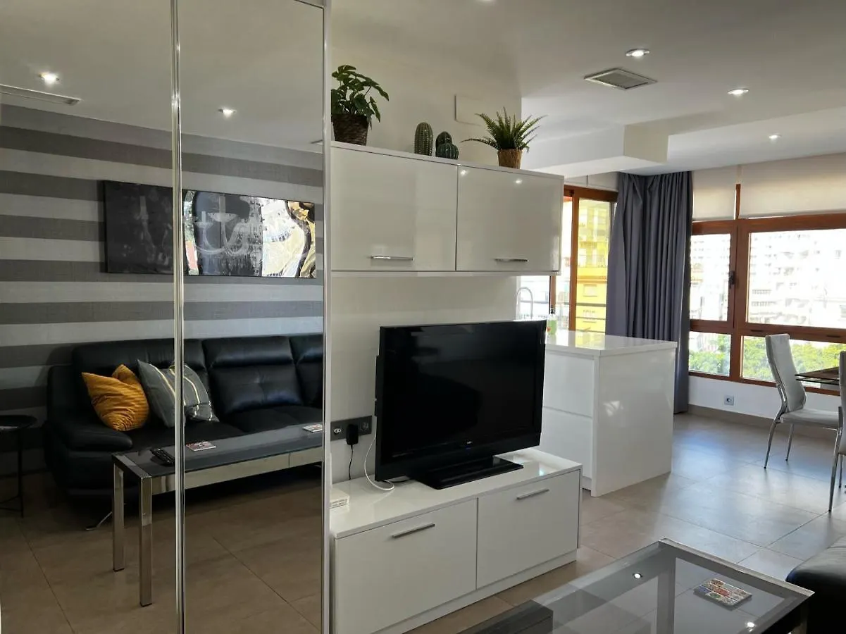 טורמולינוס Modern Apartment In La Nogalera