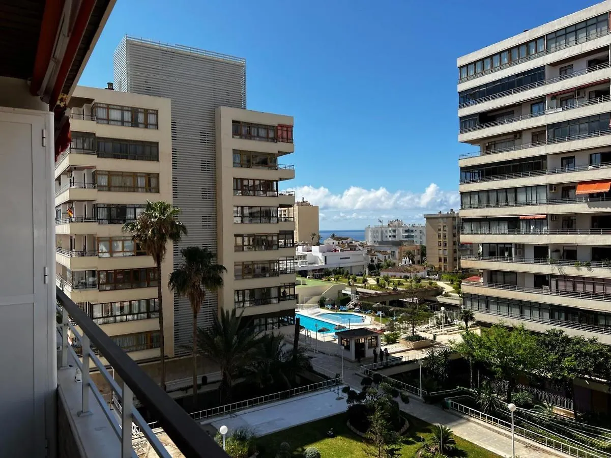 טורמולינוס Modern Apartment In La Nogalera